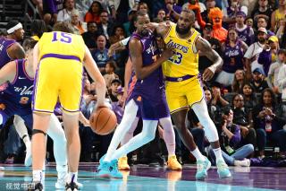 出色的前锋 出色的前锋